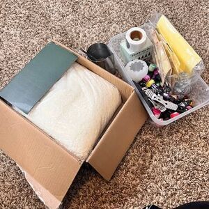 Like New / gently preowned Complete Candle Making Kit – Large Supply Lot